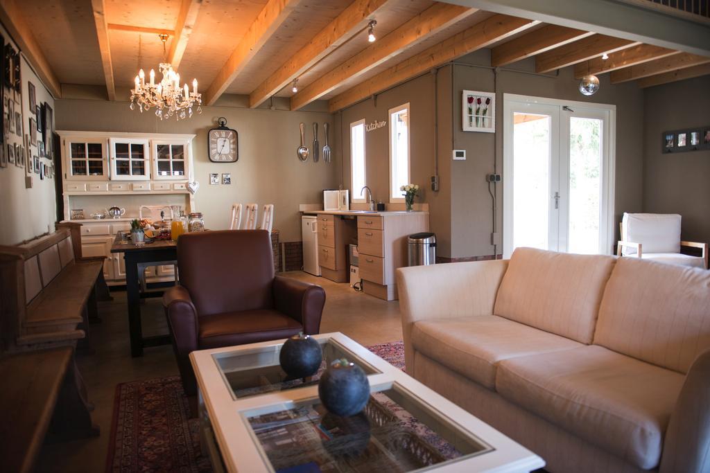 B&B Logeren Bij Van Heeren Made Bagian luar foto