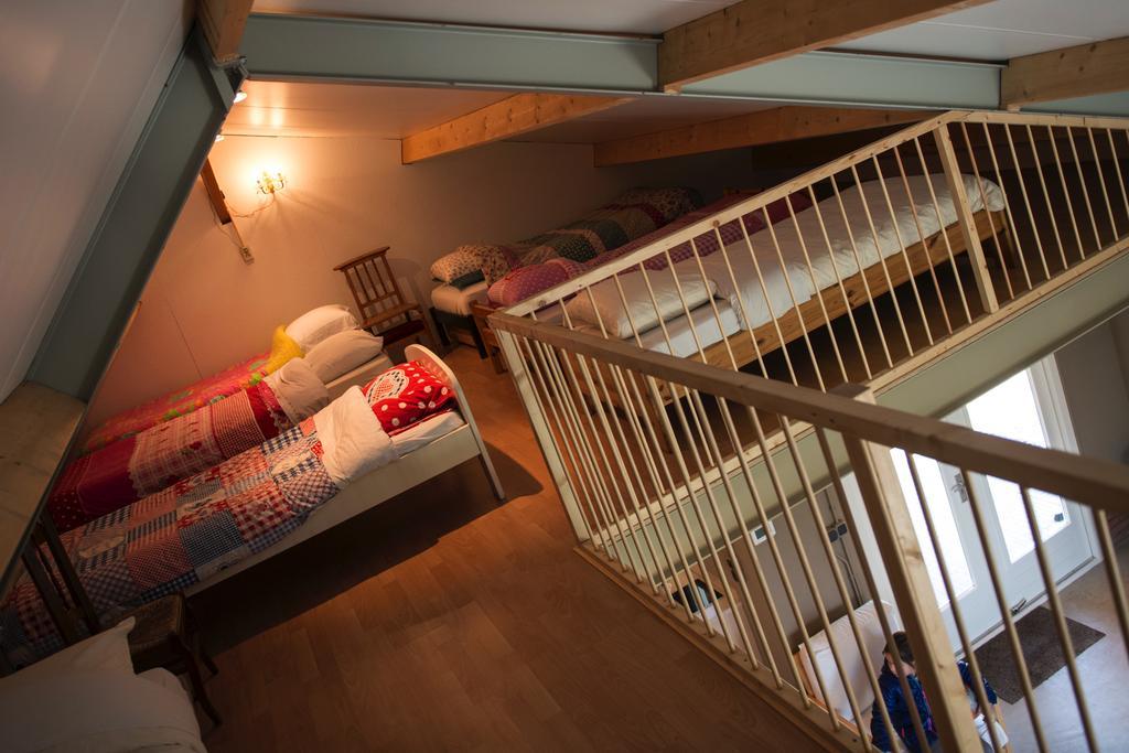 B&B Logeren Bij Van Heeren Made Bagian luar foto